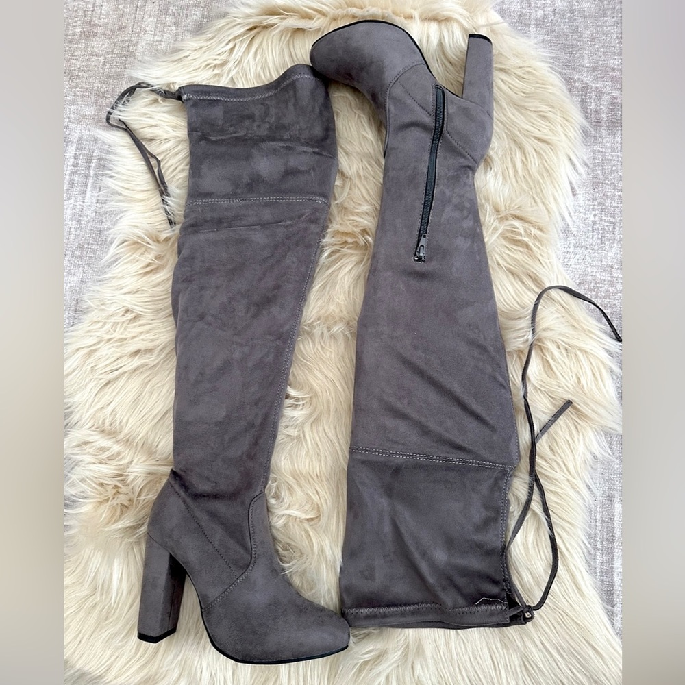 Women’s Grey Faux Suede Tie Back, Chunky Heel Sock Boots size 7